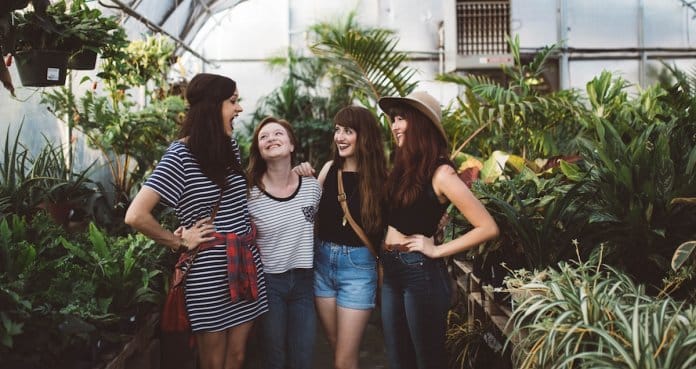 7 tipos de amigas que devemos evitar