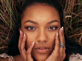 A gente não desiste do que quer, a gente desiste do que dói