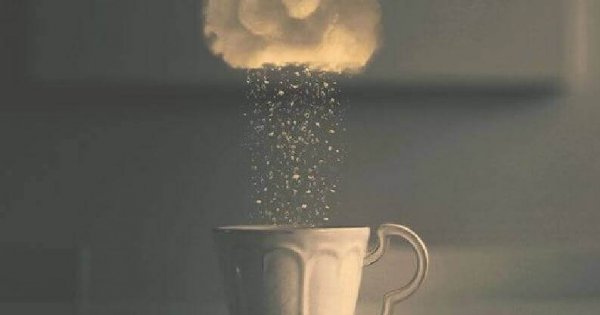 Nuvem-sobre-xícara-de-café