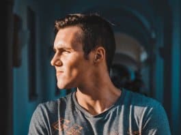 Ele é frio como o gelo…