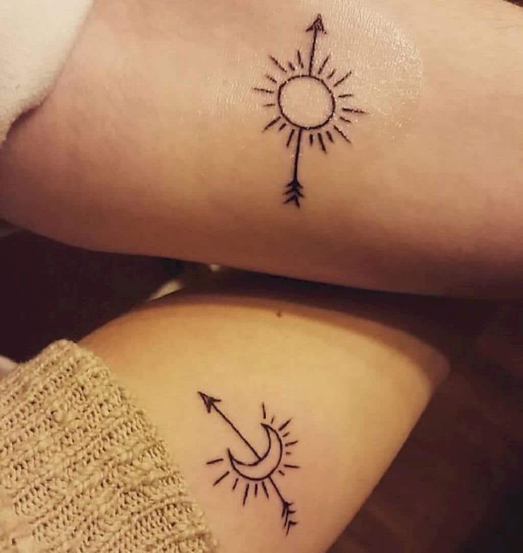 sabiaspalavras.com - 20 ideias de tatuagens para fazeres com a tua melhor amiga