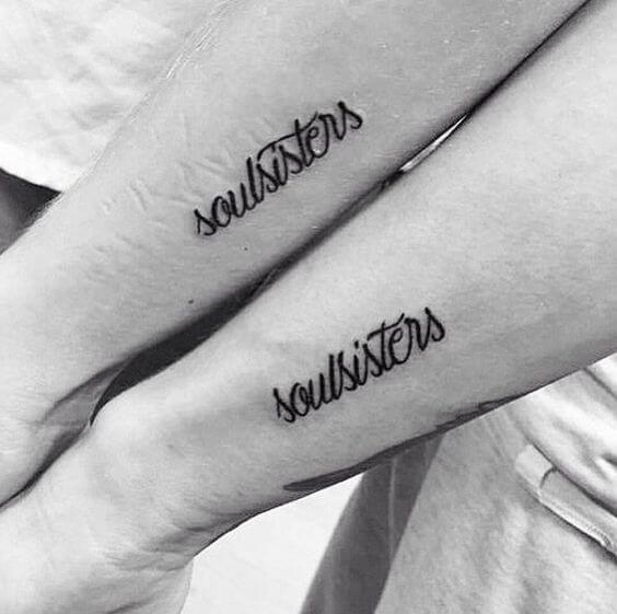 sabiaspalavras.com - 20 ideias de tatuagens para fazeres com a tua melhor amiga