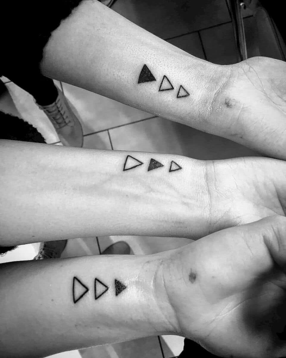 sabiaspalavras.com - 20 ideias de tatuagens para fazeres com a tua melhor amiga