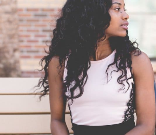 Pára de esperar por ele, a indecisão dele é uma decisão