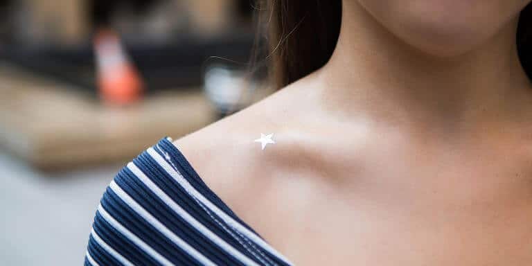 sabiaspalavras.com - 18 mini tatuagens temporárias que dão um toque diferente ao teu look