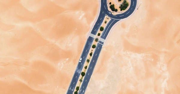 deserto-esta-apoderar-se-de-dubai-e-abu-dhabi-e-as-fotos-sao-absolutamente-fantasticas15