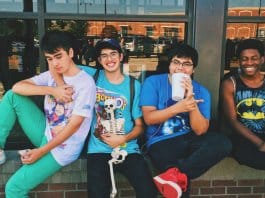 Estamos formando uma geração de egoístas, egocêntricos, alienados e inconsequentes