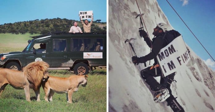 Homem viaja pelo Mundo com cartaz hilariante para que a mãe saiba que ele está bem