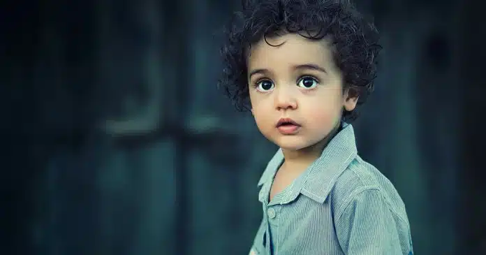 mae-agradece-publicamente-entregador-de-compras-pela-forma-como-tratou-o-seu-filho-autista Mãe agradece publicamente a entregador de compras pela forma como tratou o seu filho autista