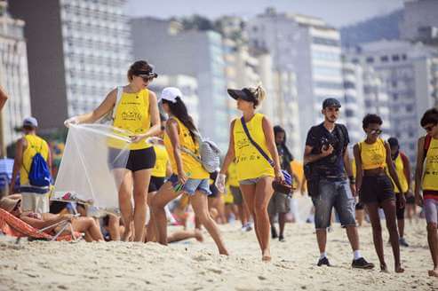 sabiaspalavras.com - Marca OMO lança primeira embalagem feita com plástico retirado do mar