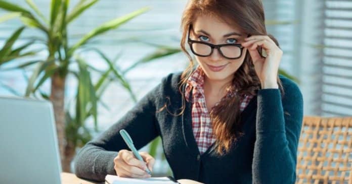 Mulheres inteligentes tem mais dificuldade em casar