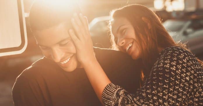 Cuidado com a carência: ela costuma ver amor onde não tem