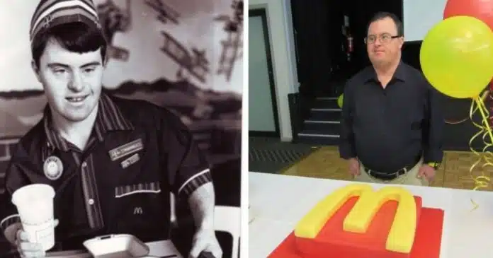 funcionario-do-macdonalds-com-sindrome-de-down-celebra-30-anos-na-empresa Funcionário do MacDonald’s com Síndrome de Down celebra 30 anos na empresa