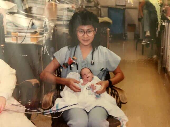sabiaspalavras.com - Enfermeira descobre que o novo colega de trabalho é um bebé de quem cuidou há 28 anos atrás