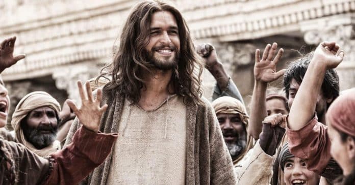 Jesus não amava a religião. Ele amava as pessoas.