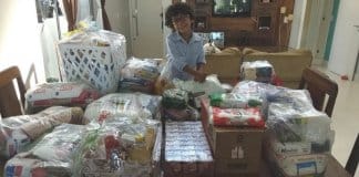 Menino adoptado pede alimentos para crianças órfãs como presente de aniversário