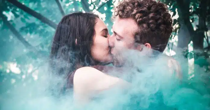 sua-saliva-e-a-mais-doce-bebida Sua saliva é a mais doce bebida