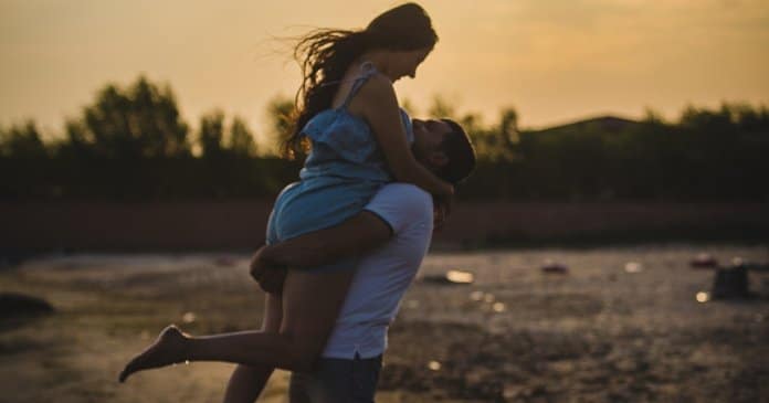 de-morno-so-aceite-banho-amor-tem-que-ser-quente-e-inteiro-sim De morno só aceite banho. Amor tem que ser quente e inteiro, sim!