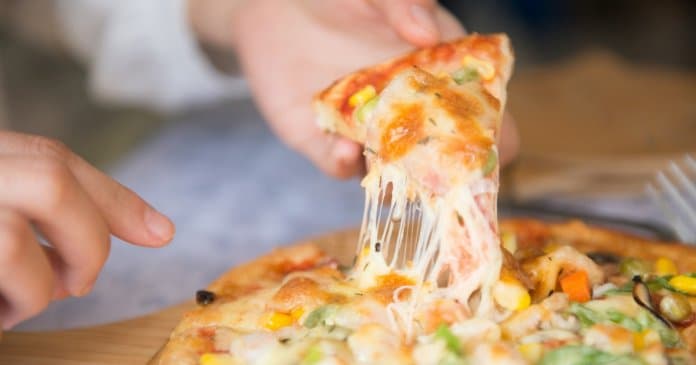 Nutricionista afirma que pizza ao café da manhã é mais saudável que a maioria dos cereais