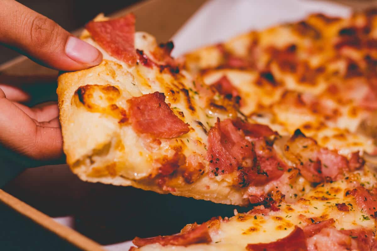 sabiaspalavras.com - Nutricionista afirma que pizza ao café da manhã é mais saudável que a maioria dos cereais