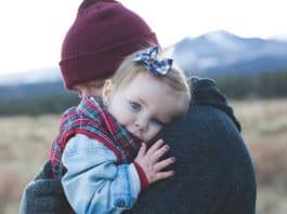 Pais: seus filhos precisam mais do seu amor do que do seu dinheiro!