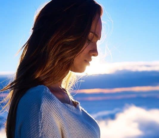 Deus vai te fazer vencer, mas antes Ele vai te ensinar a ser forte