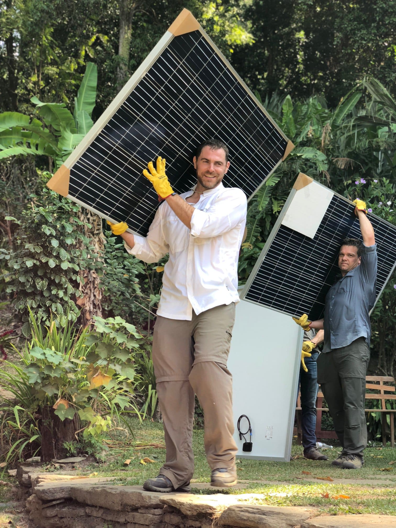 sabiaspalavras.com - ONG cria sistema que transforma água salgada em água potável através de energia solar