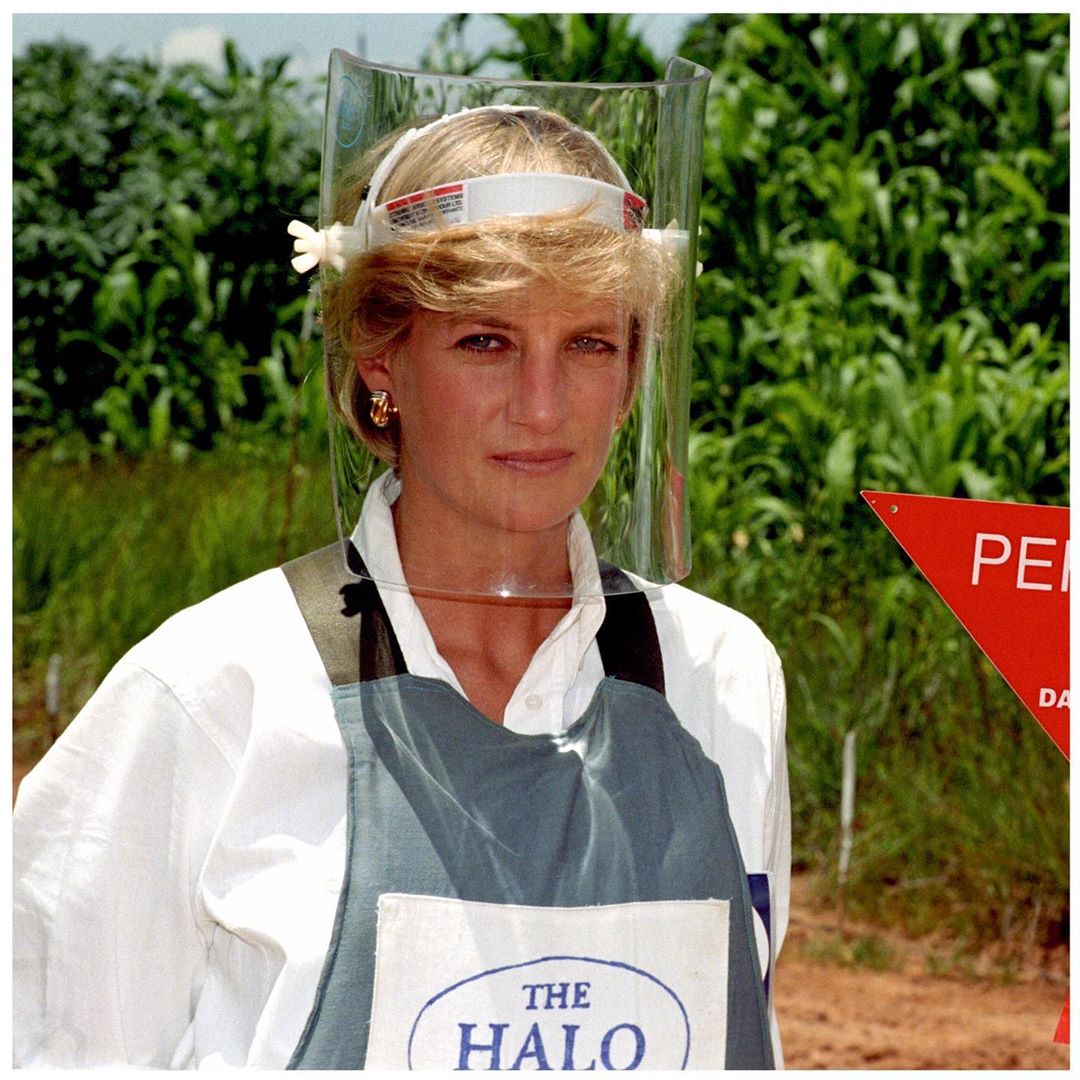 sabiaspalavras.com - Príncipe Harry segue passos da mãe ao visitar campo de minas em Angola