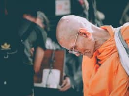 Gente religiosa de verdade respeita a religião dos outros como se fosse a sua