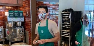 Funcionário da Starbucks recebe R$ 565 mil em gorjetas após recusar atender cliente sem máscara