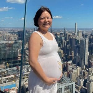 sabiaspalavras.com - Mulher de 53 anos deu à luz a seu último filho sem precisar do pai: "Melhor idade para engravidar"