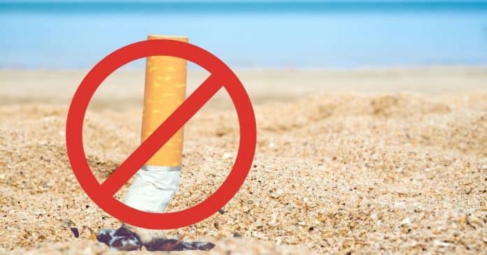 Será proibido fumar nas praias da Espanha: as multas podem chegar aos 2 mil euros