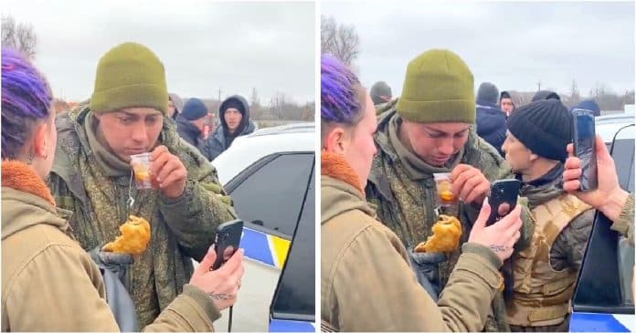 Soldado russo é alimentado por ucranianos e chora ao poder ver a mãe em videochamada