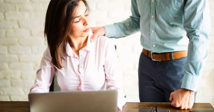 Mulheres compartilharam as perguntas pessoais mais estranhas que receberam em entrevistas de emprego