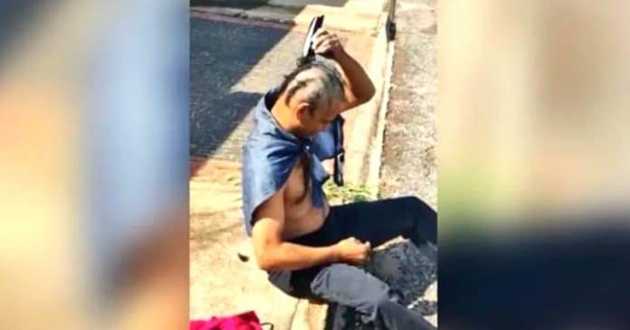 Após 15 anos de tentativas, homem raspa a cabeça como promessa ao conseguir tirar carteira de habilitação