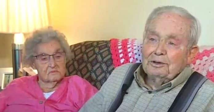 Casal, ambos com 100 anos, casados por quase 80 anos, morrem com poucas horas de diferença