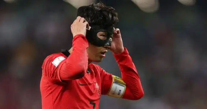 Por que a estrela sul-coreana Son e outros estão usando máscaras na Copa do Mundo?