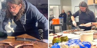 Dave Grohl alimenta 450 moradores de rua depois de cozinhar por 16 horas: “Amor e respeito”