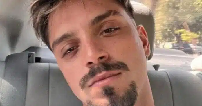 rodrigo-simas-se-abre-sobre-sua-bissexualidade Rodrigo Simas se abre sobre sua bissexualidade