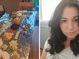 Mãe coloca papel de alumínio na mesa todas as noites para evitar lavar louça