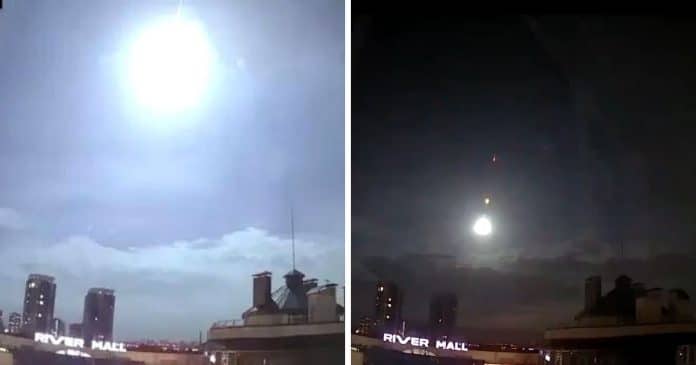 VÍDEO: Flash misterioso aparece no céu de Kiev e ninguém sabe o que é