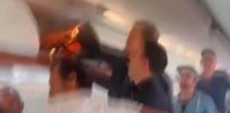 Cigarro eletrônico explode em avião e deixa passageiros em pânico