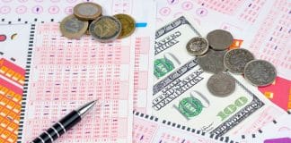 Mulher ganha R$ 20 milhões na loteria após receber previsão de um estranho