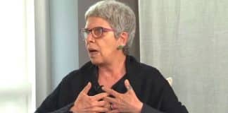 “Os pais não devem cuidar de filhos adultos com mentalidade adolescente”, alerta especialista