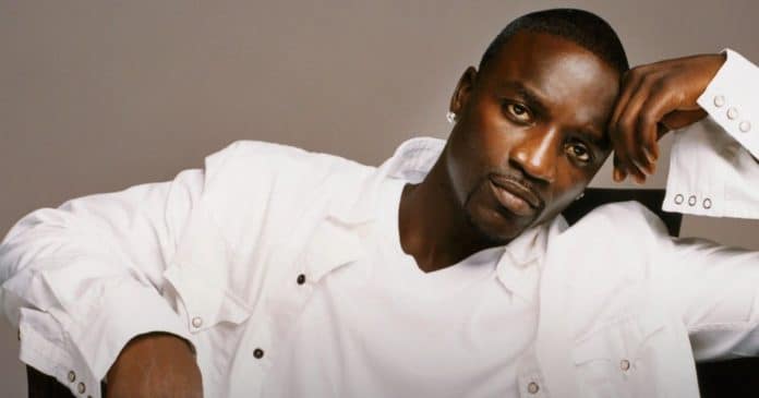 Rapper Akon já levou energia elétrica para 28,8 milhões de africanos
