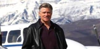 A estrela de “Everwood” e “Hair”, Treat Williams, morreu tragicamente em um acidente de moto