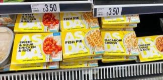 Rede de supermercados é acusada de ‘envergonhar famílias mais pobres’ com nova linha de produtos
