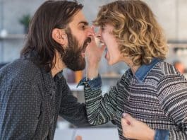 Como saber se eu tenho uma esposa abusiva?