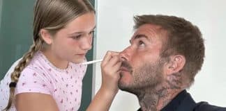 David Beckham se diverte com a filha em uma sessão de maquiagem