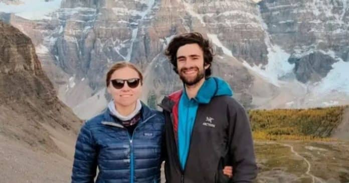 Alpinista morre nos braços da esposa em trágico acidente de escalada
